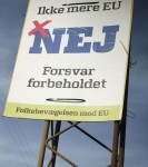 Plakat fra Folkebevægelsen mod EU.