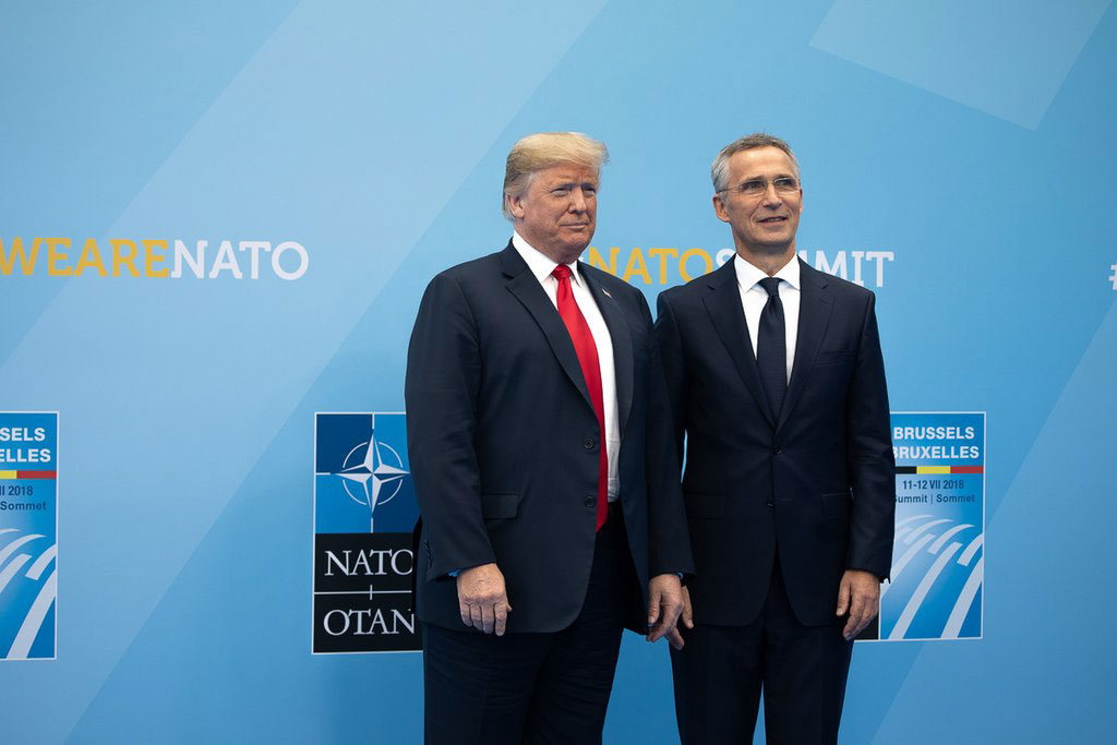 Donald Trump og Jens Stoltenberg  juli 2017. Official White House photo. Shealah Craighead